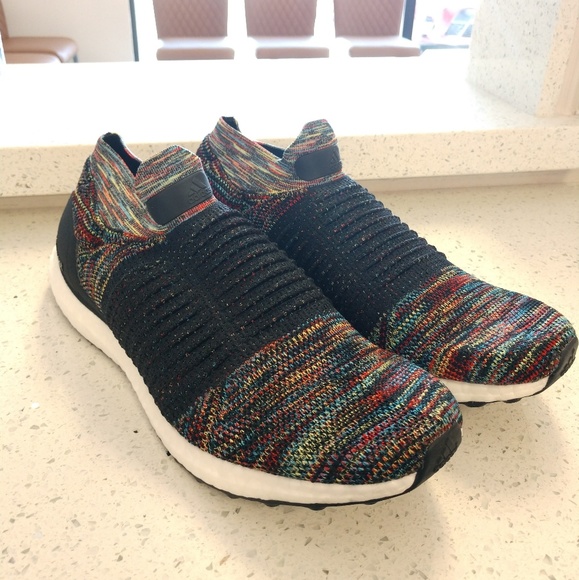 adidas ultra boost laceless multicolor